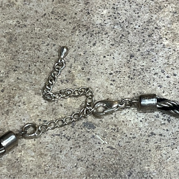 Faux, Costume, Estate Jewelry, Necklaces - Picture 3 of 8